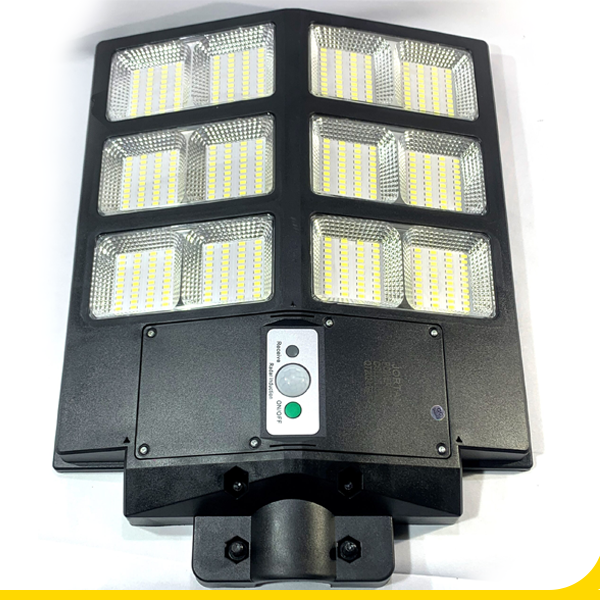 Farola solar de 600 WATTS / VATIOS